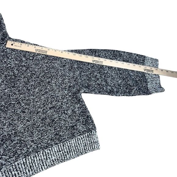 Kaisley Cropped Hooded Sweater Large Dropped Sleeves Black White - Picture 8 of 11